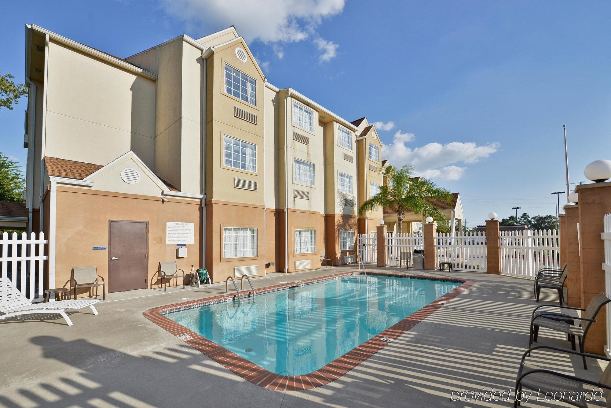 Americas Best Value Inn Lake Charles Interstate 210 Exterior photo